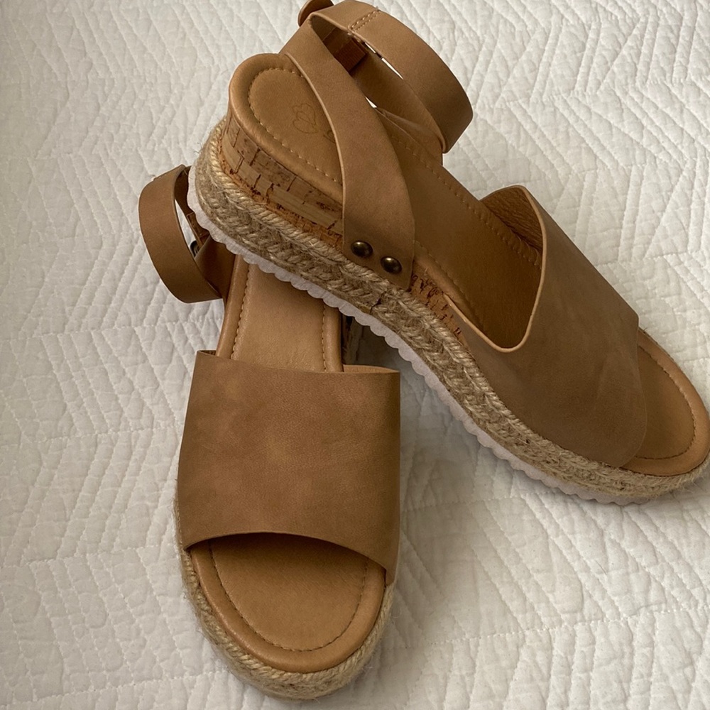 Tan Sandals